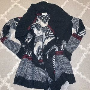 A&F AZTEC STYLE CARDIGAN